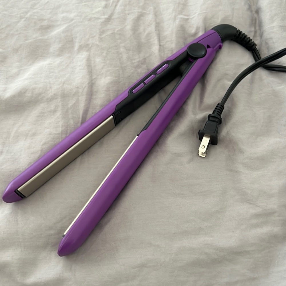 Remington Purple Hair Straightening Flat Iron